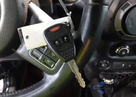 2015 Jeep Wrangler Unlimited Sport из США, поврежденный, VIN 1C4HJWDG5FL670693